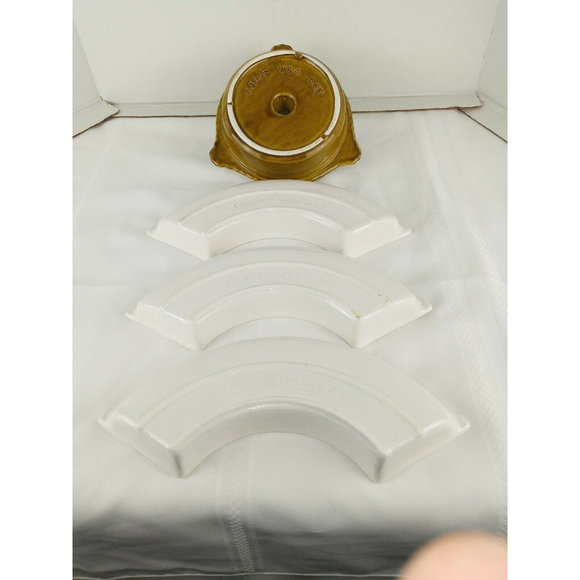 Vintage California Pottery Green Lazy Susan 3 Compartment with Dip Dish & Lid - Picture 5 of 7